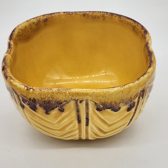 2 Vintage Mancer Hand Painted Bowls Made in Italy Yellow and Brown - Picture 5 of 5